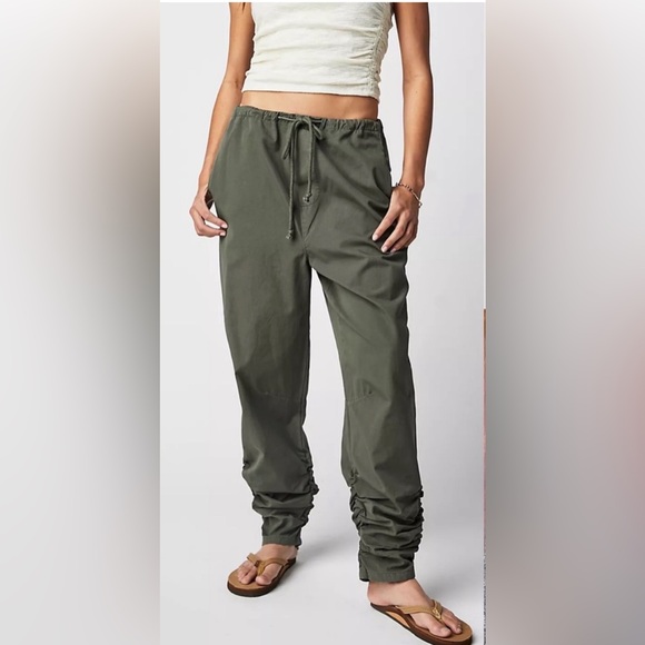 Free People New Light Parachute pants NWOT - Picture 1 of 7